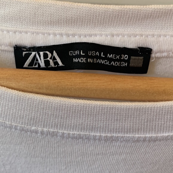 Zara, Sz L, white T-shirt with 3/4 ballon sleeve - Picture 4 of 5